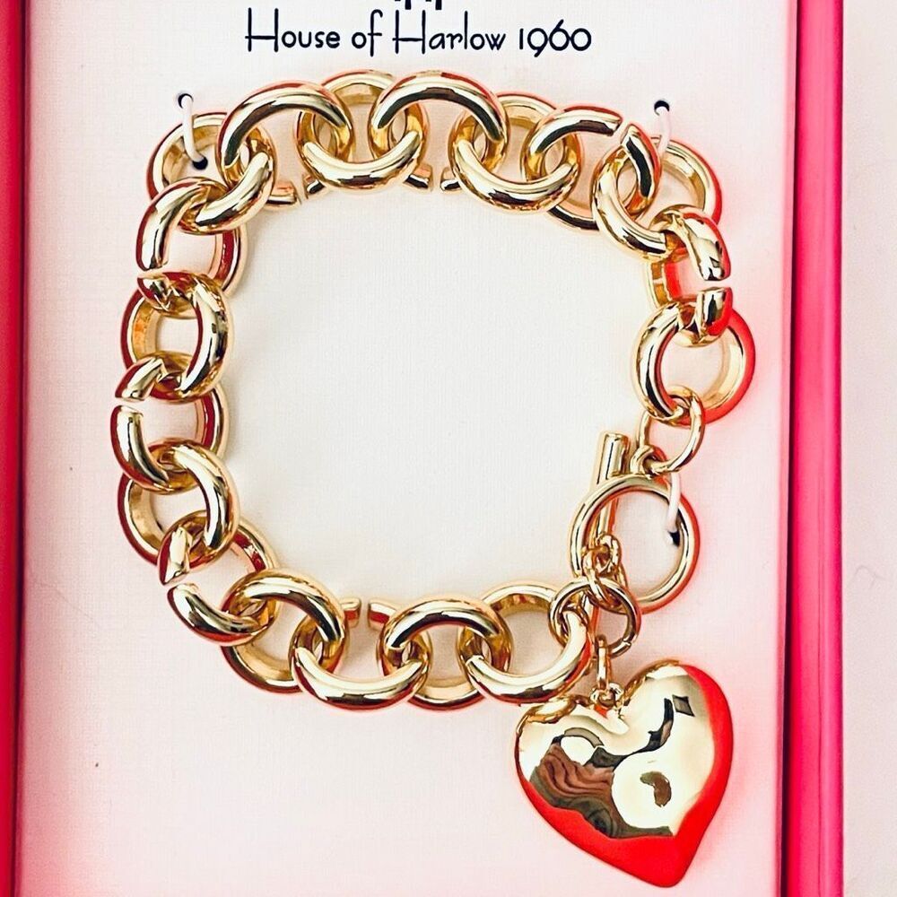 NWT Gorgeous House of Harlow Gold Heart Chunky Toggle Bracelet Statement Piece